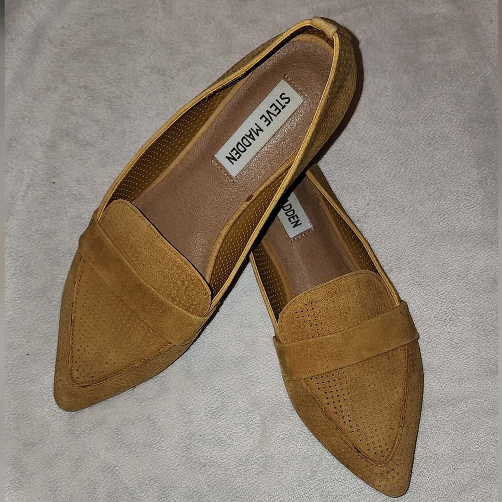 Women's flat shoes / STEVE MADDEN / Size 6M